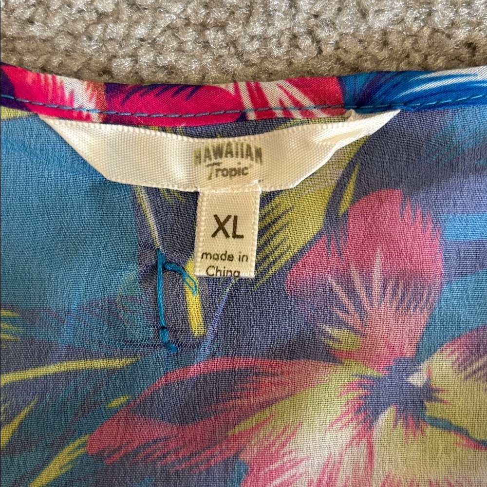 Hawaiian Tropic Swimsuit Coverup - Size XL - Picture 8 of 8